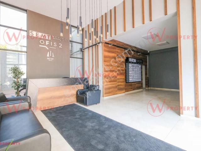 W Property Semt Yeniköy'de Kısmi Eşyalı, 3+sekreteryalı Şık Ofis
