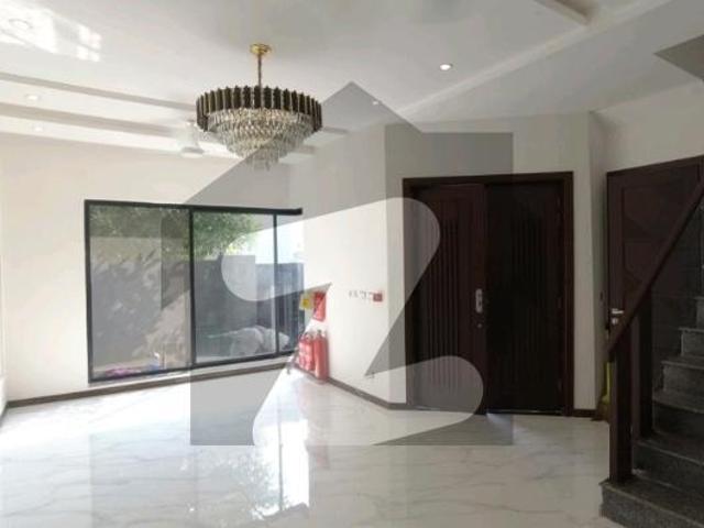 Want To Buy A House In Lahore? DHA 9 Town Block B