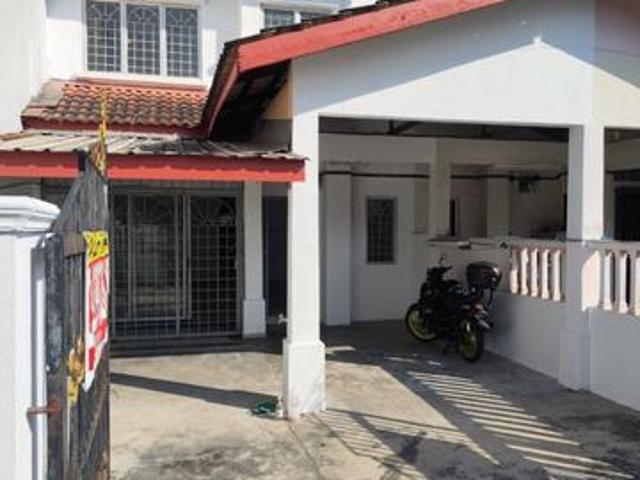 Want to sell 2 Storey Terrace House Taman Rawang Perdana 2