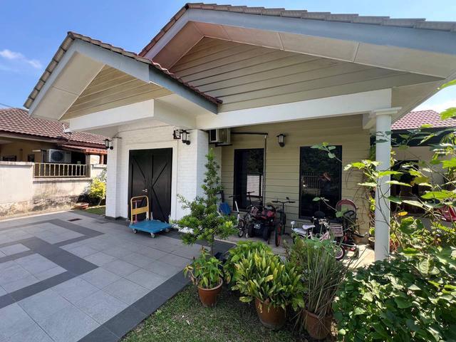 Want to sell Bungalow in Subang Permai