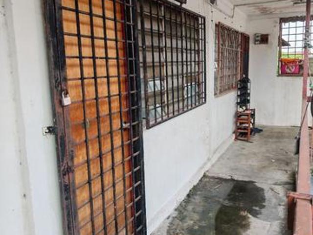 Want to SellFor Sale Flat Gugusan Kantan Kota Damansara Selangor