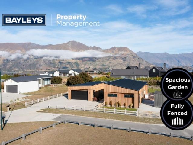 wanaka, 4 bedrooms