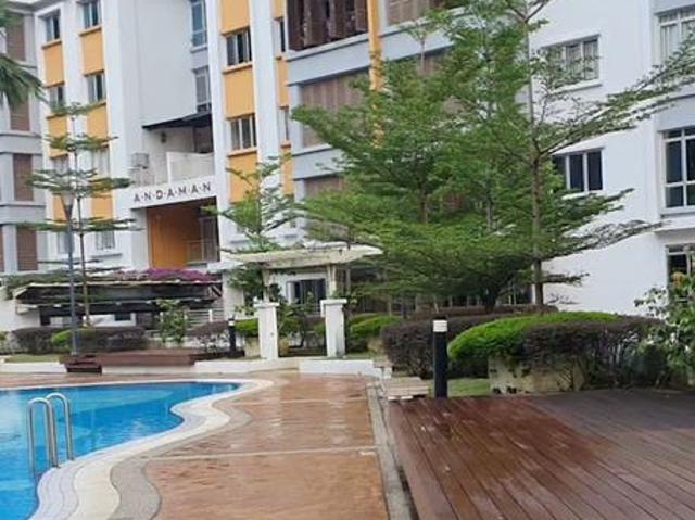 Wangsa Maju Desa Putra Condominium Sharing gate with LRT Sri Rampai