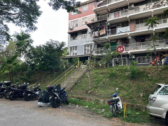 Wangsa maju seksyen 10 Kuala Lumpur block c4 tingkat 5