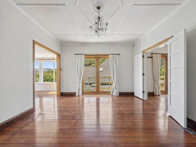 wadestown, 3 bedrooms