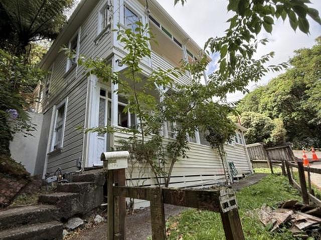 wadestown, 3 bedrooms