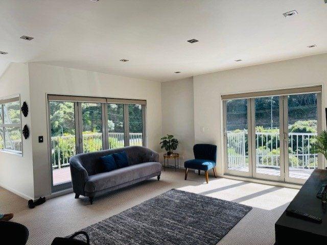 wadestown, 2 bedrooms