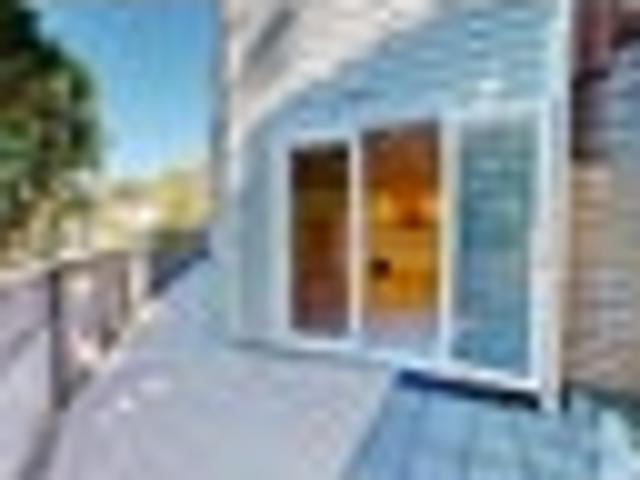Wadestown, 2 bedrooms, $725 pw
