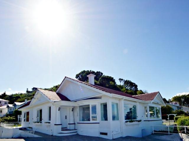 wadestown, 5 bedrooms