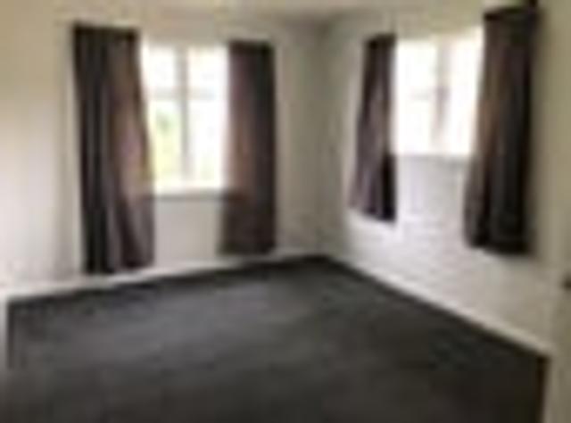 Waitangirua, 4 bedrooms, $650 pw