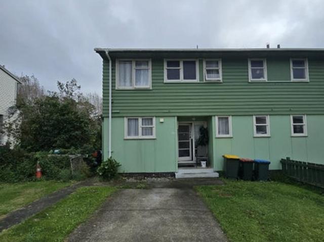 waitangirua, 3 bedrooms