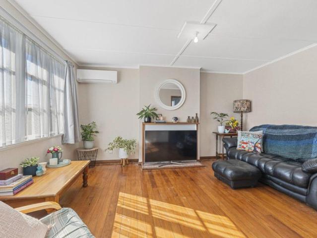 waitara, 2 bedrooms