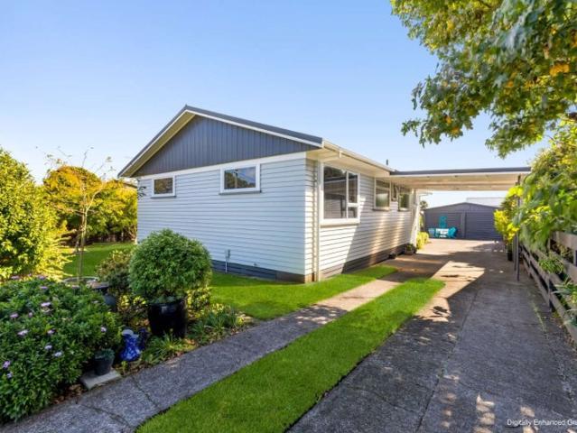 waitara, 3 bedrooms