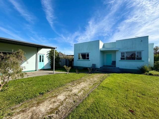 waitara, 3 bedrooms