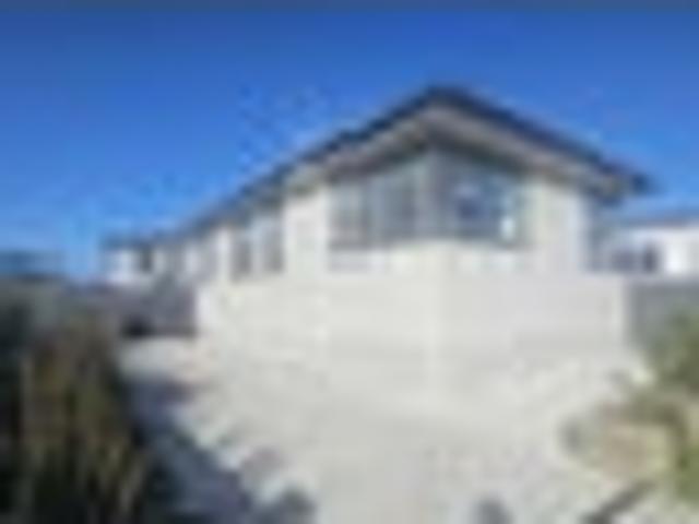 Waitara, 4 bedrooms, $650 pw