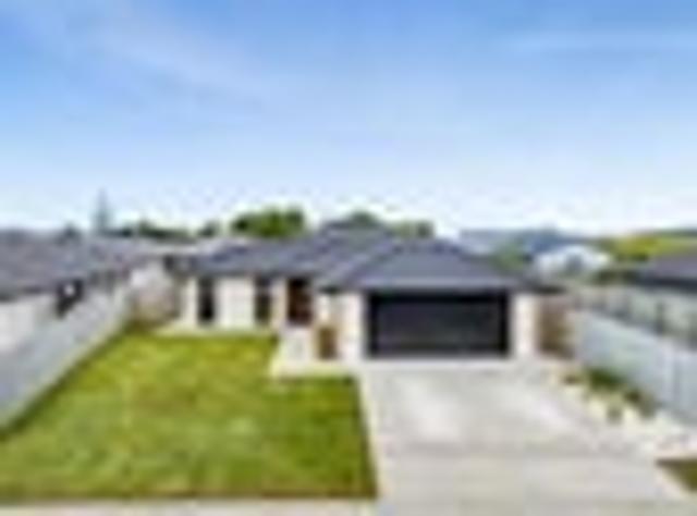 Waitara, 4 bedrooms, $750 pw