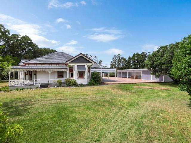 waitoki, 4 bedrooms