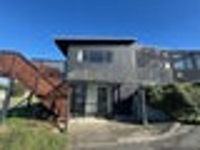 Waitotara, 4 bedrooms, $600 pw