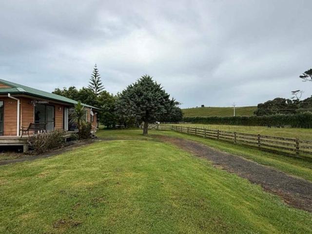 waiuku, 2 bedrooms