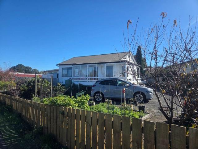 waiuku, 2 bedrooms