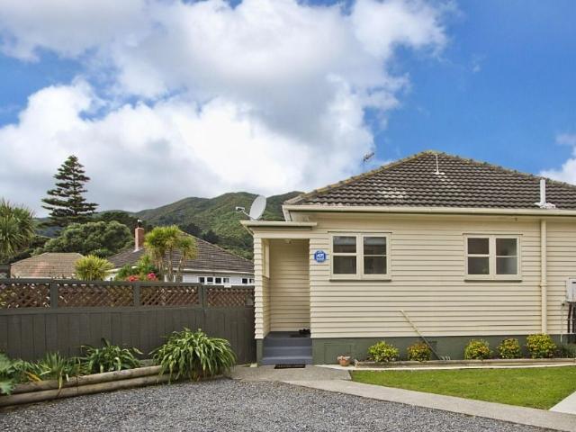 Waiwhetu Living
