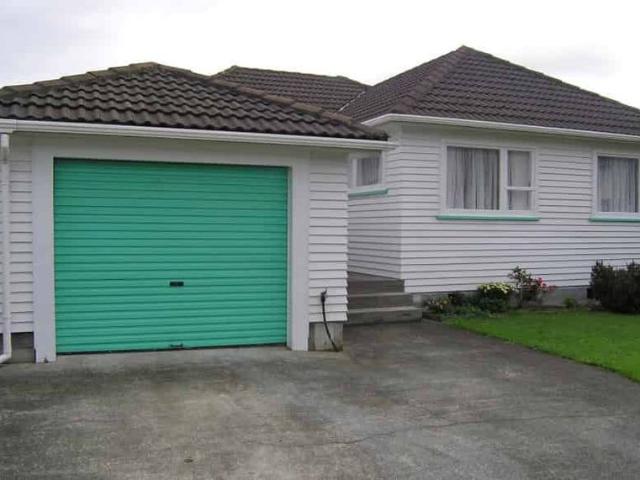 Waiwhetu Living