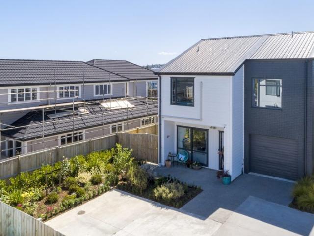 wai o taiki bay, 4 bedrooms