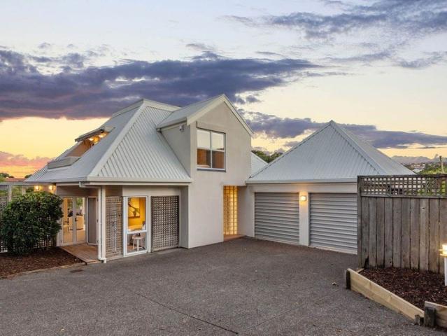 waiake, 3 bedrooms