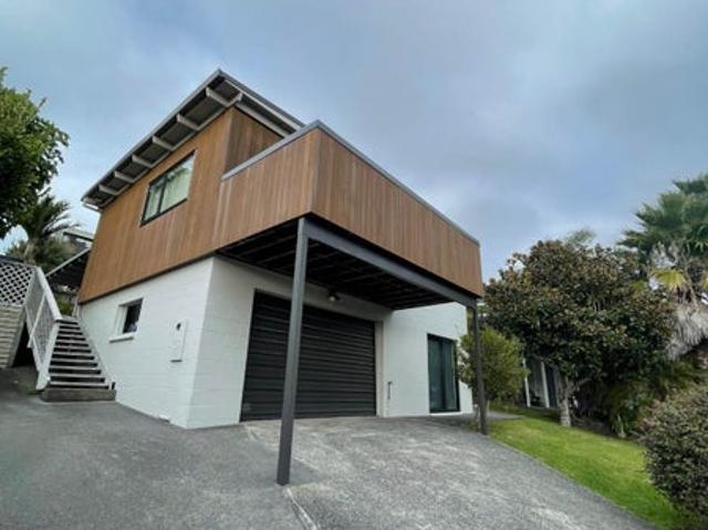 waiake, 4 bedrooms