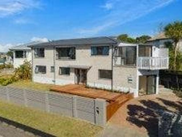 waiake, 4 bedrooms