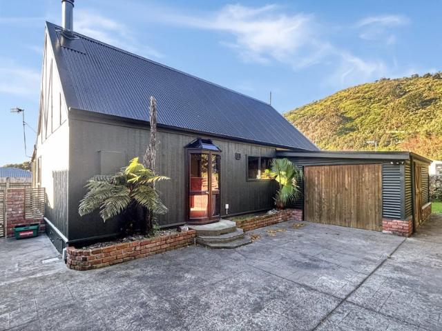 waikanae, 2 bedrooms