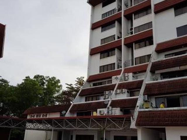 Waikiki Condominium Duplex Unit Well Maintained Seaview Unit