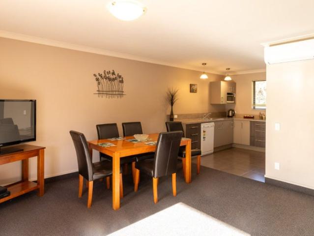 waikiwi, 2 bedrooms