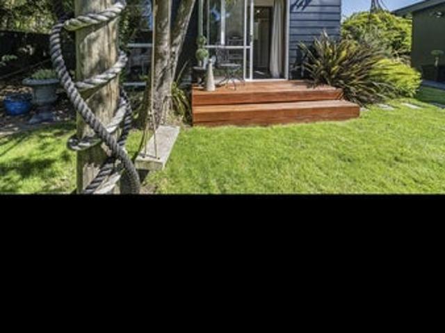 waikuku beach, 1 bedroom
