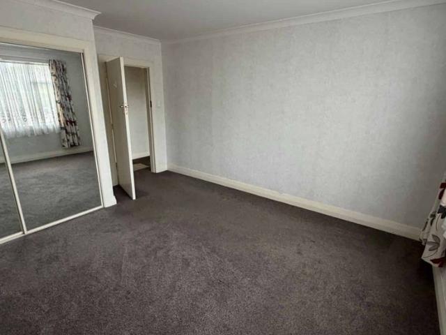 WAIMATE 3 BED HOUSE, LARGE DBLE GARAGE, MODERNISED BATHROOM