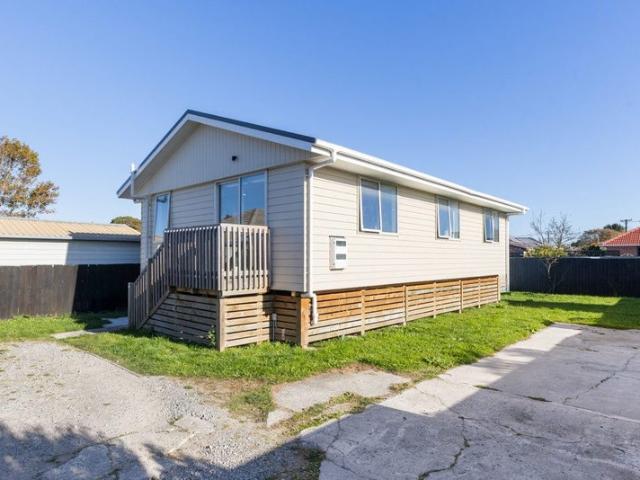 wainoni, 3 bedrooms