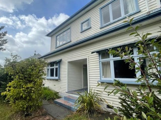 wainoni, 4 bedrooms