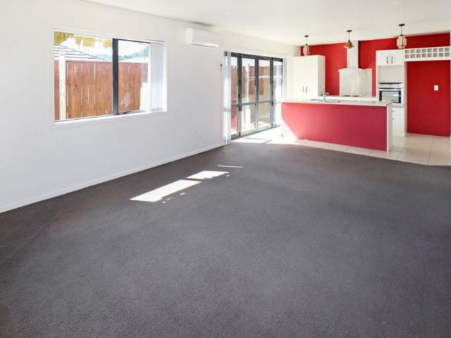 Wainui Living in Style!