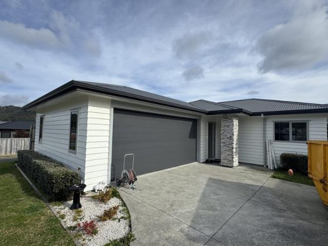 wainuiomata, 4 bedrooms