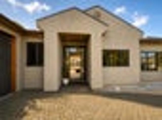 Wainuiomata, 4 bedrooms, $780 pw