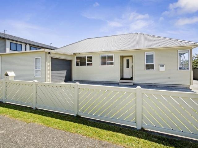 wainuiomata, 4 bedrooms