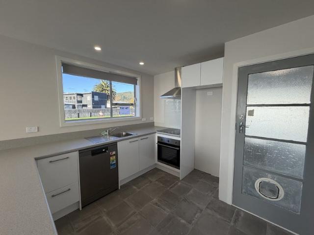 wainuiomata, 2 bedrooms
