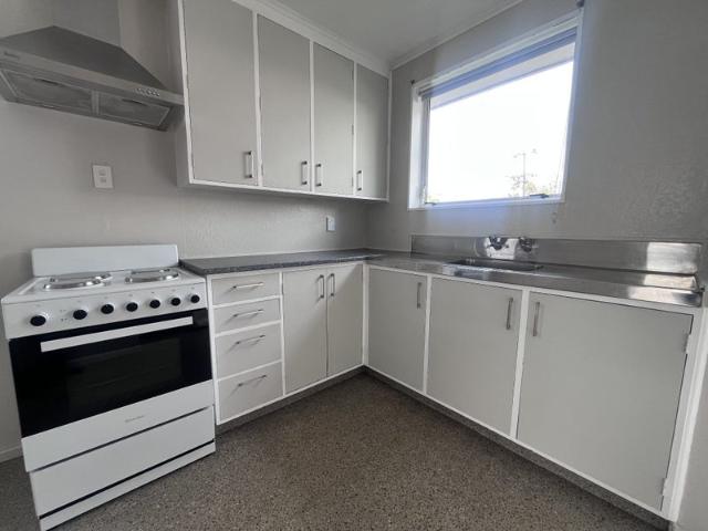 wainuiomata, 2 bedrooms