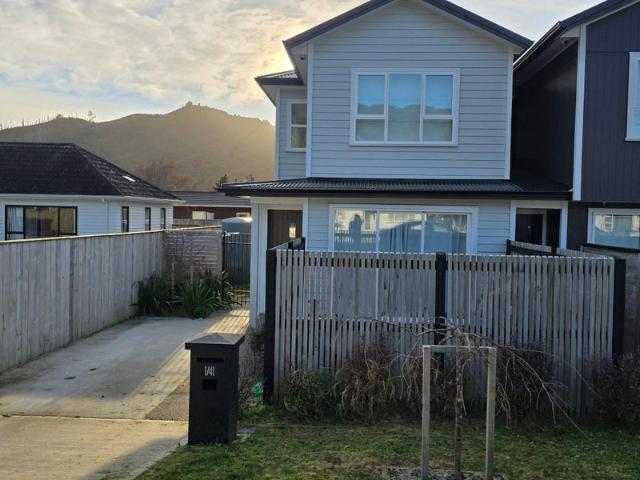wainuiomata, 2 bedrooms