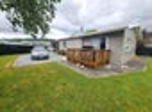 Wainuiomata, 2 bedrooms, $530 pw