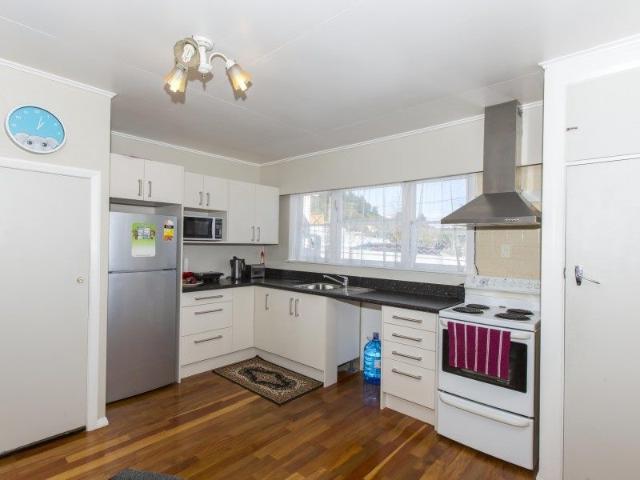 wainuiomata, 3 bedrooms