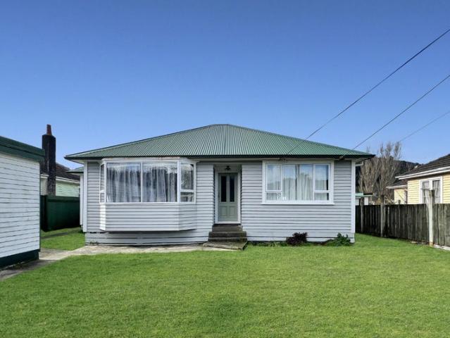 wainuiomata, 3 bedrooms
