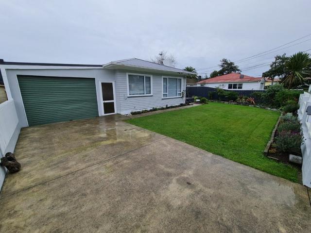 wainuiomata, 3 bedrooms