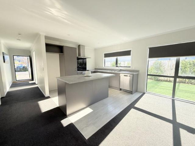 wainuiomata, 3 bedrooms