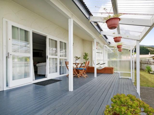 wainuiomata, 3 bedrooms